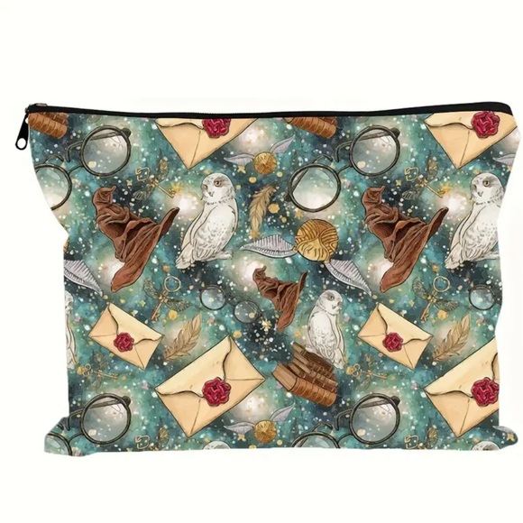 Harry Potter Makeup Bag - Picture 2 of 8